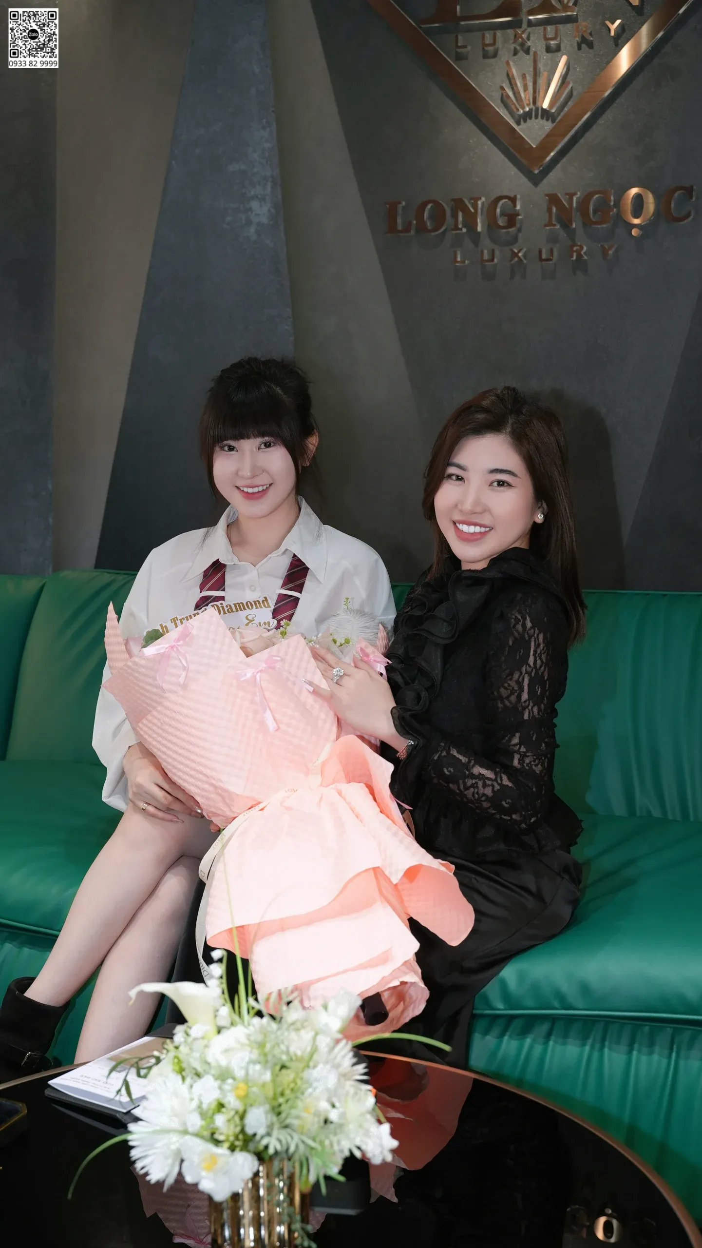 Không khí mua sắm Tết tại Long Ngọc Luxury